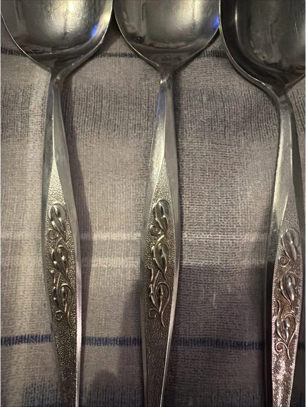 Lot Of 4 Unbranded stainless Japan flatware Woodmere pattern. Table Spoons